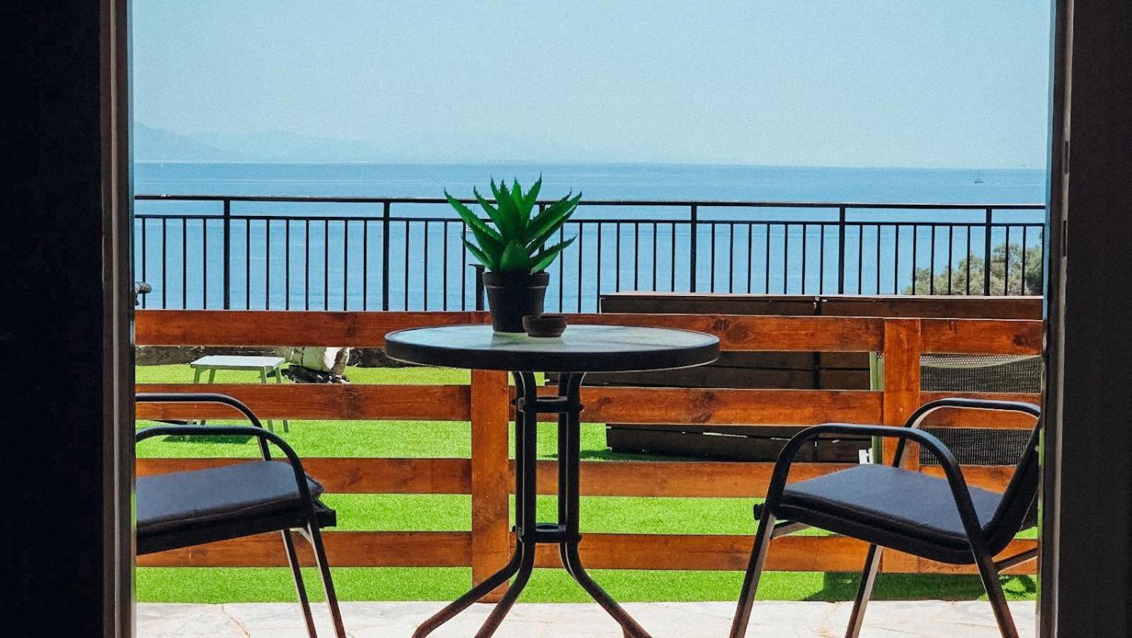 Silent Bay Apartments Katávolos Exterior photo